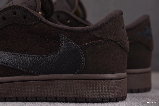 Cheap TBkick Travis Low Scott DM7866-202 x OG Air 1 Velvet Brown Jordan 0722
